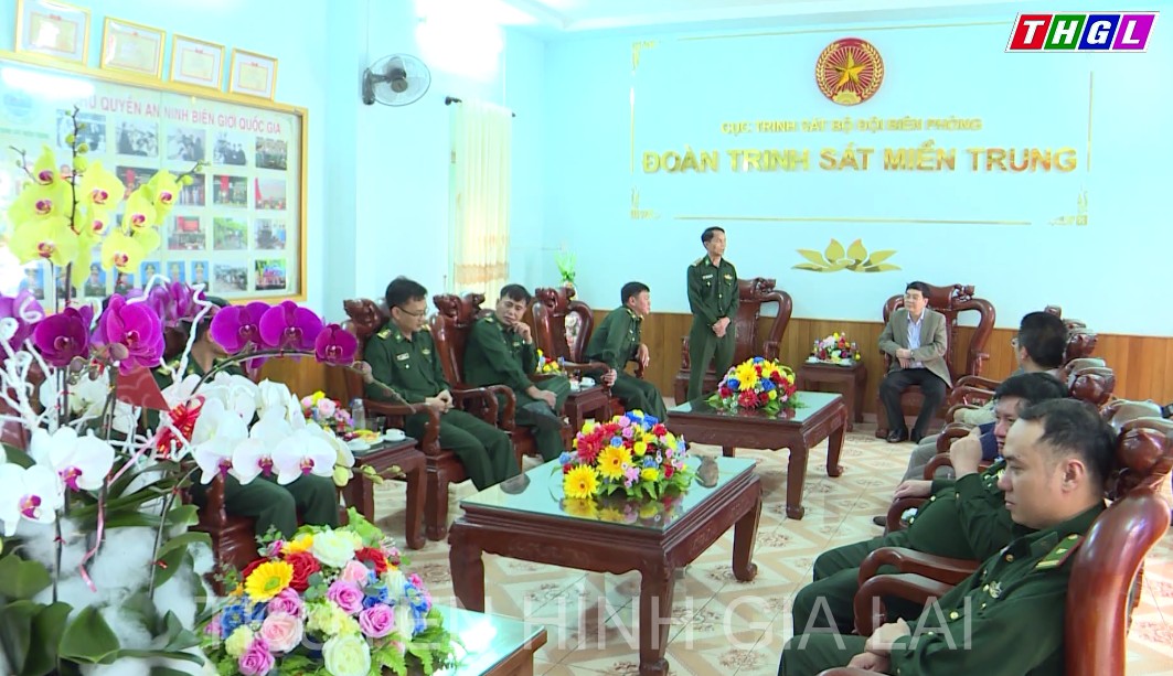 Đồng chí Huỳnh Quang Thái thăm, chúc Tết Đoàn Trinh sát miền Trung nhân dịp Tết Nguyên đán Quý Mão 2023