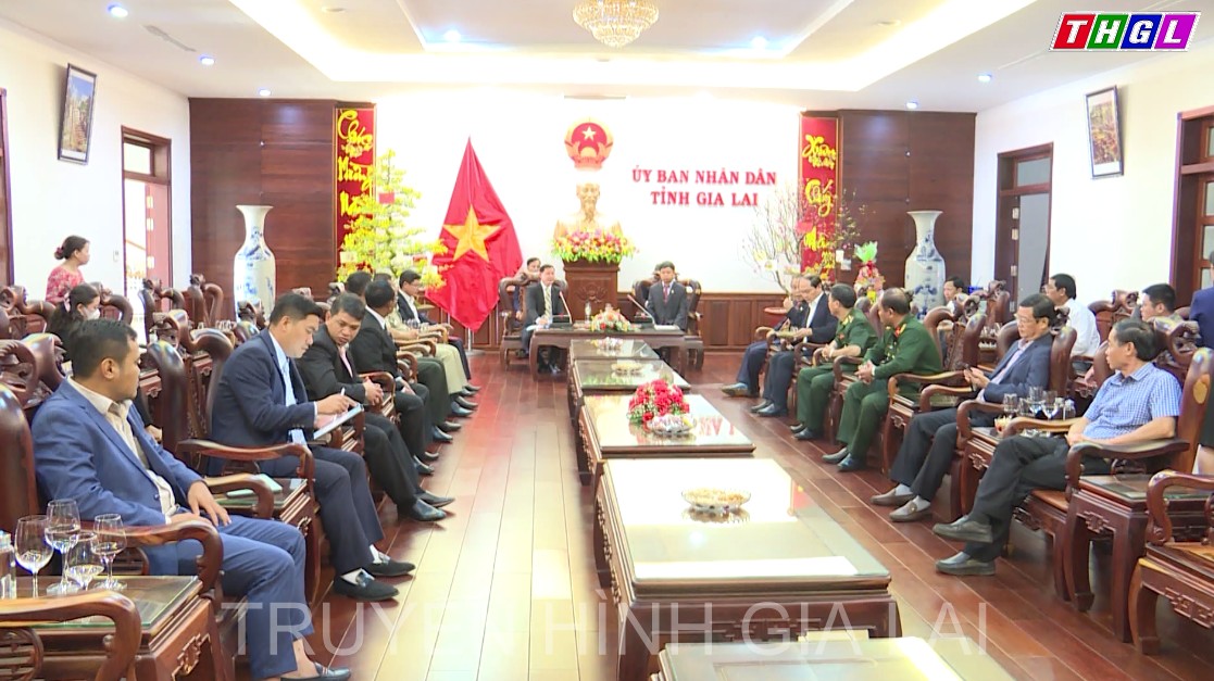 Đoàn đại biểu cấp cao tỉnh Kampong Thom, Vương quốc Campuchia thăm, chúc Tết tỉnh Gia Lai