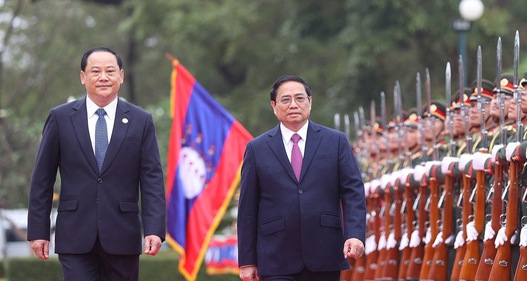 Lễ đón Thủ tướng Phạm Minh Chính thăm chính thức CHDCND Lào