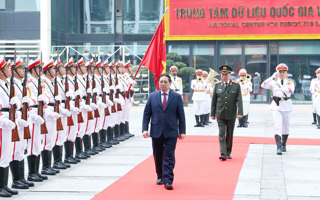 Thủ tướng dự kỷ niệm Ngày truyền thống lực lượng hậu cần-kỹ thuật CAND