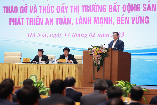 Thủ tướng: Cần phân tích xem giá cả bất động sản đã phù hợp với thu nhập chưa?