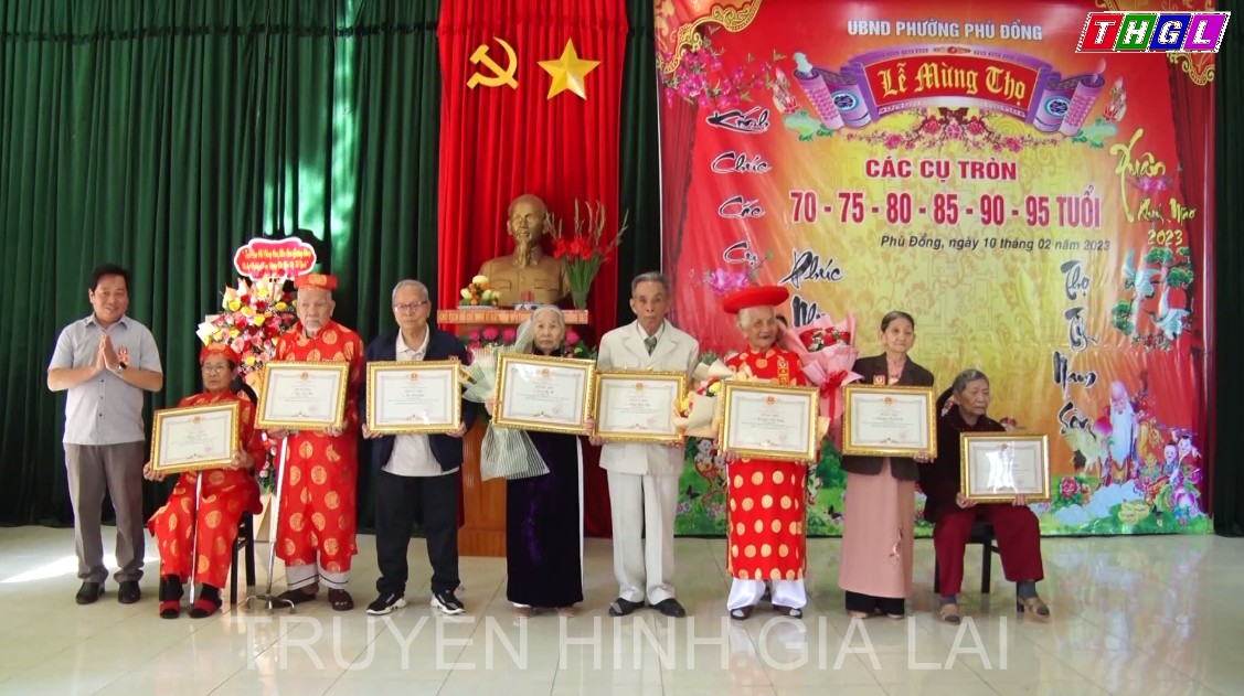 Pleiku có 1.876 hội viên người cao tuổi được tổ chức Lễ mừng thọ