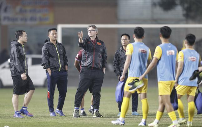 Ông Troussier gọi thêm cầu thủ U20 Việt Nam vào đội tuyển U23, hướng tới tranh vàng SEA Games 32