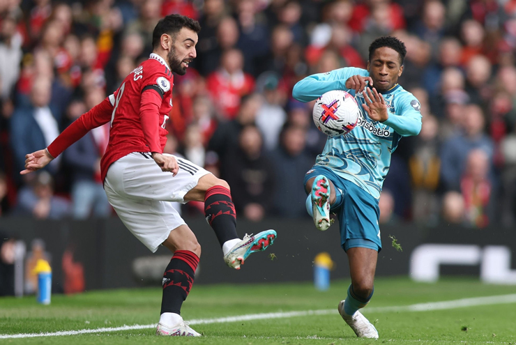 MU – Southampton: Đôi công hấp dẫn, cột dọc hóa người hùng (Ngoại hạng Anh)