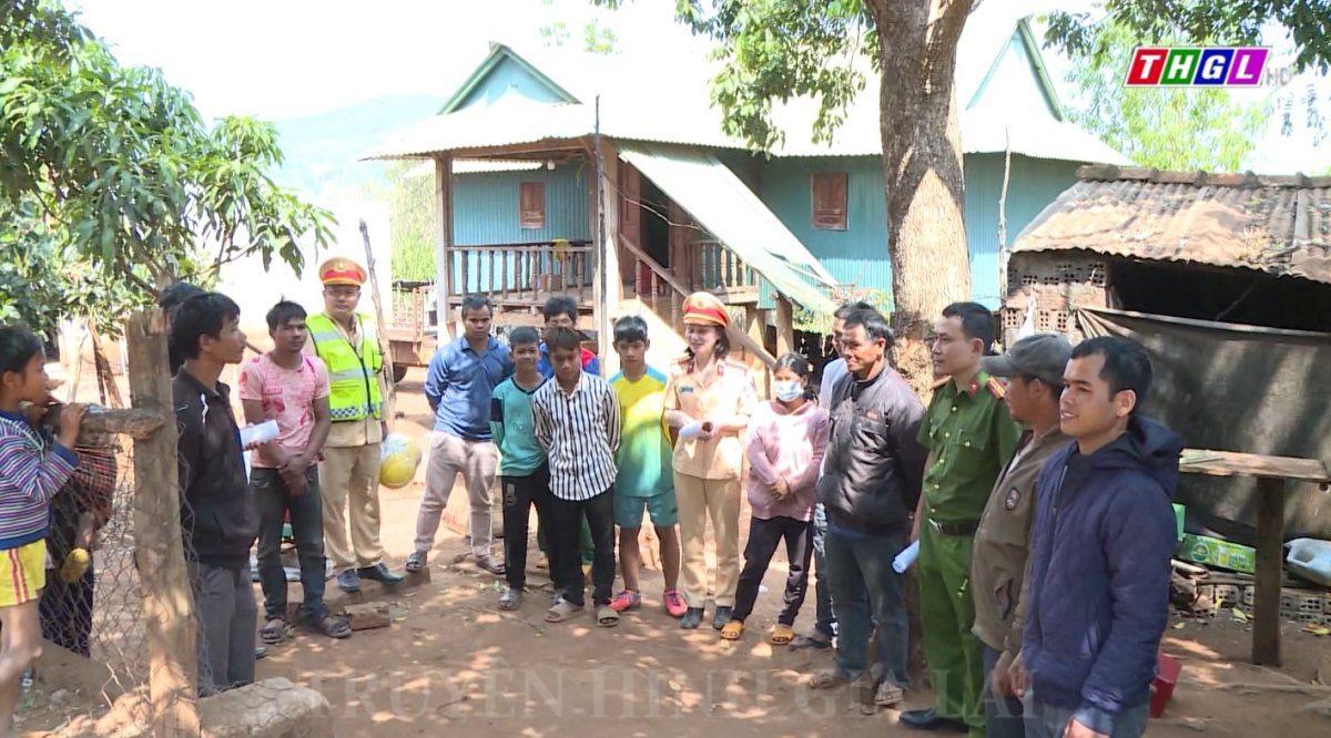 Chư Păh đẩy mạnh tuyên truyền Luật Giao thông đường bộ trong vùng đồng bào dân tộc thiểu số