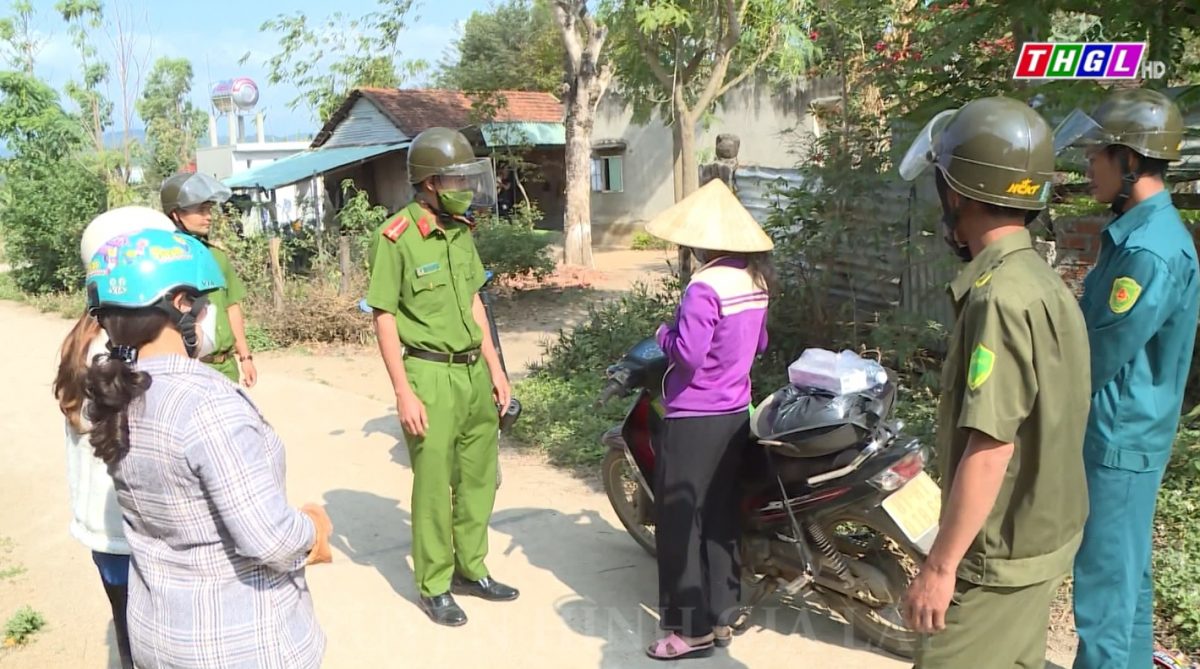 “Cánh tay nối dài” trong đảm bảo trật tự an toàn giao thông tại cơ sở