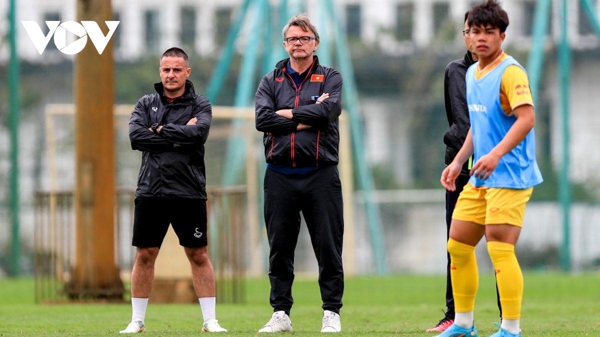 ĐT Việt Nam bỏ kỳ FIFA Days: HLV Philippe Troussier tiếc mà chẳng lo?