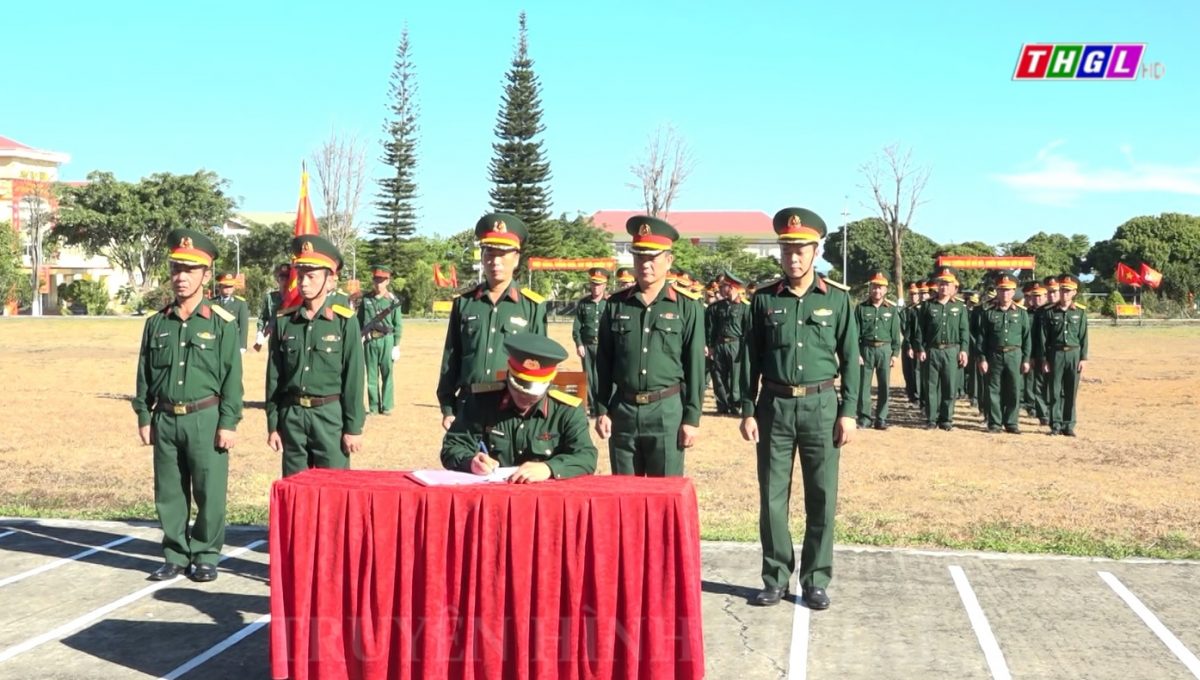 LỮ ĐOÀN CÔNG BINH 280, QUÂN KHU 5 TỔ CHỨC LỄ RA QUÂN HUẤN LUYỆN NĂM 2022