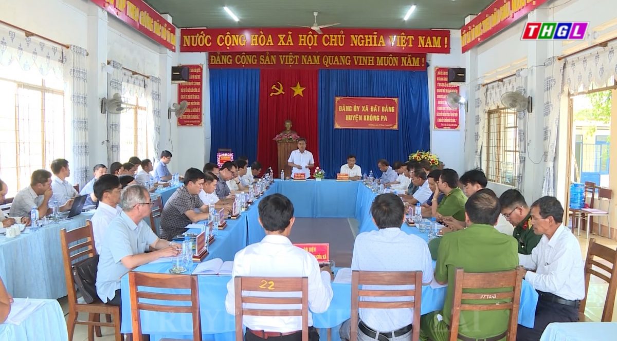 Bí thư Tỉnh ủy Hồ Văn Niên: Xã Đất Bằng cần phát huy tốt truyền thống anh hùng cách mạng để vươn lên