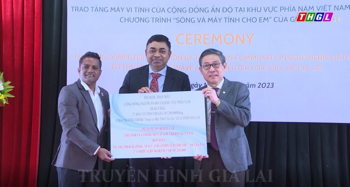 Ngành Giáo dục Gia Lai tiếp nhận 27 máy vi tính từ Cộng đồng Ấn Độ  tại khu vực phía Nam Việt Nam