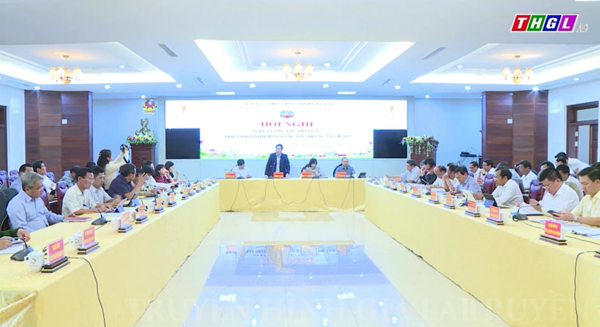 Lựa chọn những nhiệm vụ trọng tâm, trọng điểm để đột phá thực hiện nhằm hoàn thành từng chỉ tiêu, nhiệm vụ được giao