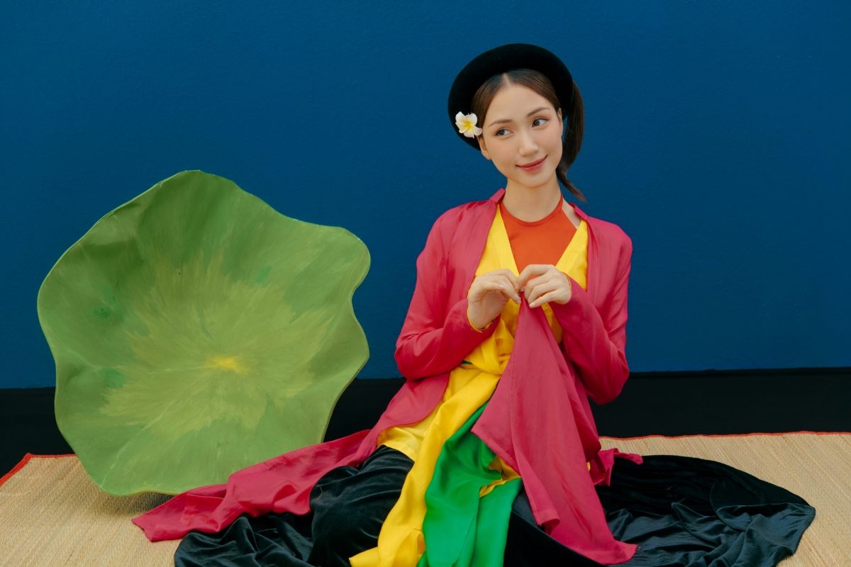 Hòa Minzy tái hiện nghệ thuật chèo với hơi thở hiện đại trong MV mới