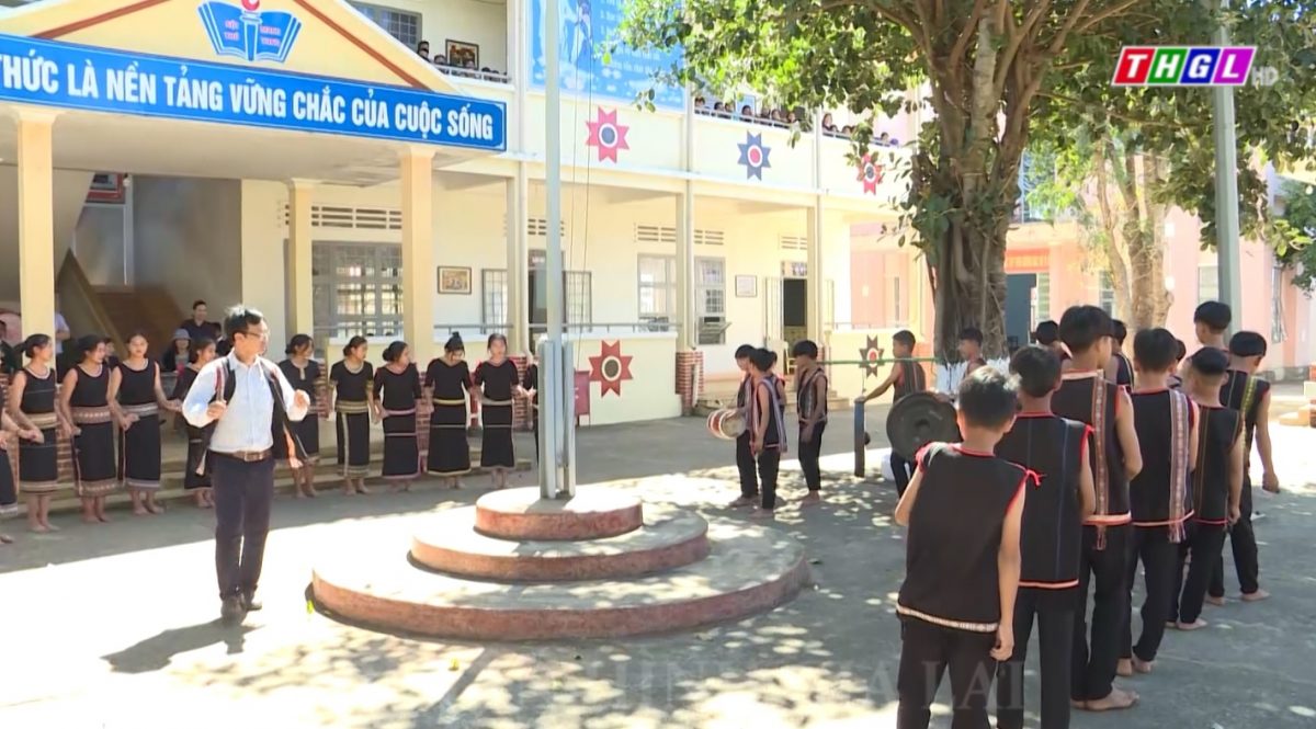 Giữ gìn bản sắc văn hóa trong các trường Dân tộc nội trú