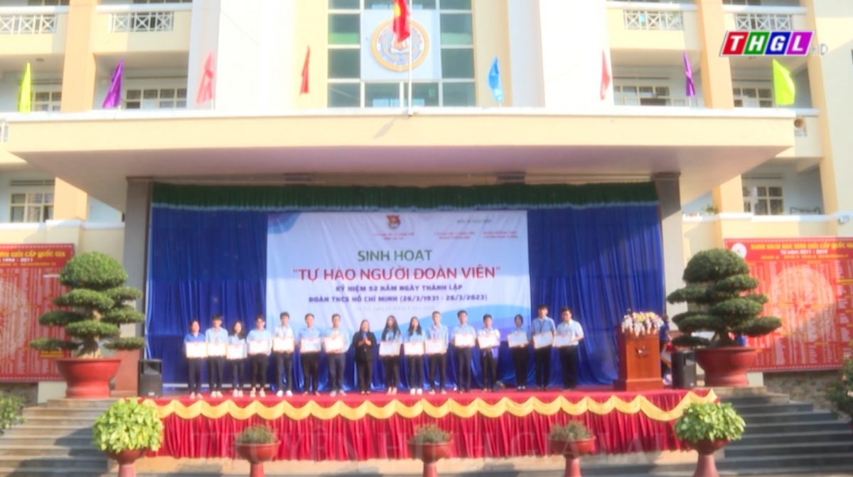 Chương trình sinh hoạt “Tự hào người đoàn viên”