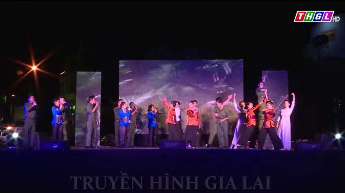 Chương trình nghệ thuật chào mừng Lễ 30/4 và 1/5