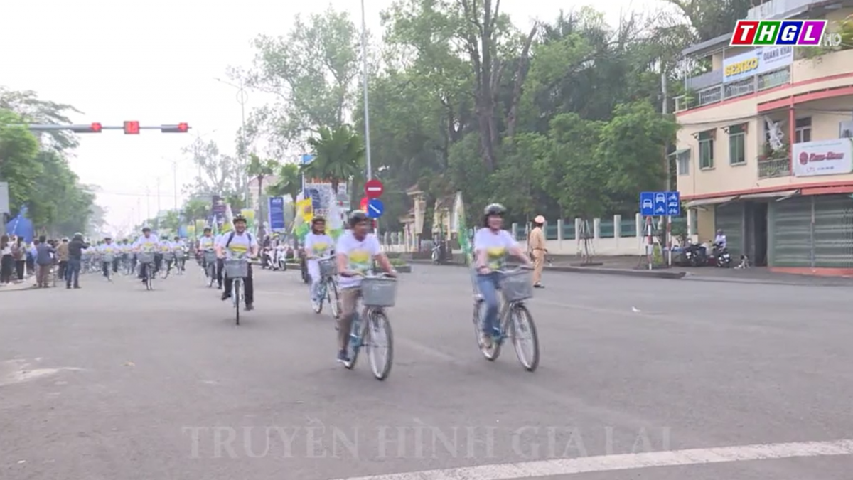 Thúc đẩy phát triển giao thông xanh, giao thông an toàn