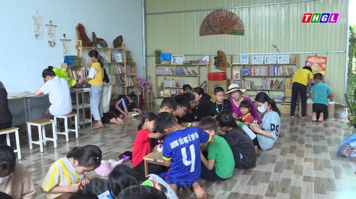 Lan tỏa văn hóa đọc từ Trạm đọc sách miễn phí