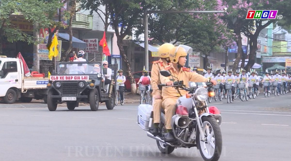 Hơn 1 ngàn người tham gia Ngày hội “Giao thông không khói cho hành tinh xanh”
