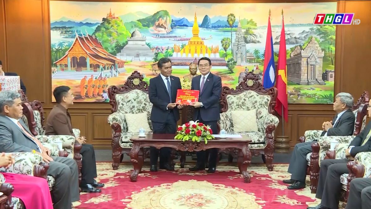 Chuyến thăm, chúc Tết tại Lào của đồng chí Bí thư Tỉnh ủy, Chủ tịch HĐND tỉnh Hồ Văn Niên đã để lại những ấn tượng sâu sắc