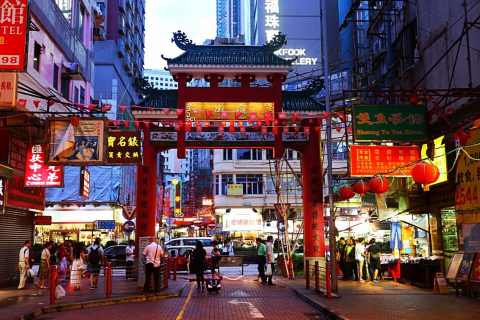 5 chợ đêm tuyệt vời nhất Hồng Kông nhất định phải ghé thăm