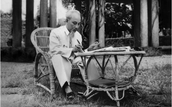 Chủ tịch Hồ Chí Minh – Vị lãnh tụ thiên tài của cách mạng Việt Nam