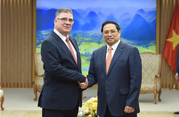 Việt Nam luôn ủng hộ Cuba trên mọi lĩnh vực