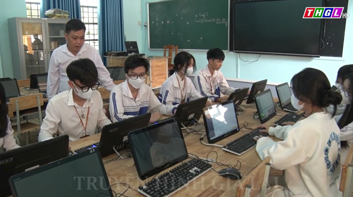 Ghi nhận việc đăng ký dự thi tốt nghiệp THPT bằng hình thức trực tuyến