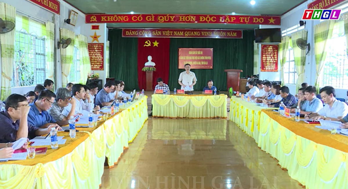 Đoàn Giám sát Quốc hội làm việc với huyện Kông Chro và huyện Ia Grai về tình hình thực hiện 03 chương trình mục tiêu Quốc gia.