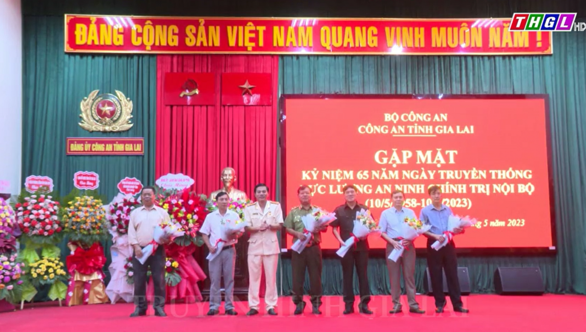 Gặp mặt kỷ niệm 65 năm Ngày truyền thống lực lượng An ninh chính trị nội bộ (10.5.1958-10.5.2023)