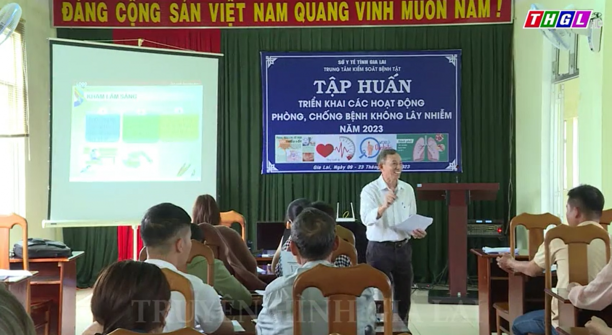 Tập huấn triển khai các hoạt động phòng, chống bệnh tăng huyết áp và đái tháo đường