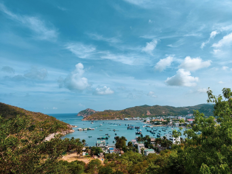 Chiêm ngưỡng những cung đường biển đẹp nhất Việt Nam