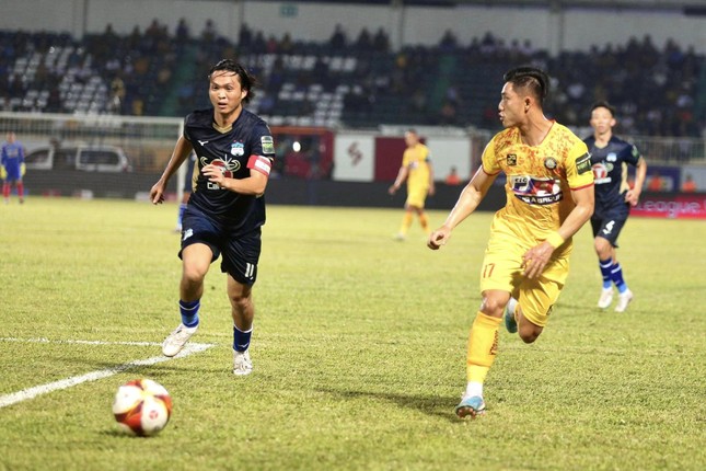 Đội tuyển Việt Nam: Làn gió mới từ những ‘cánh chim lạ’