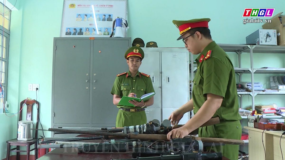 Krông Pa đẩy manh thu hồi vũ khí, vật liệu nổ và công cụ hỗ trợ