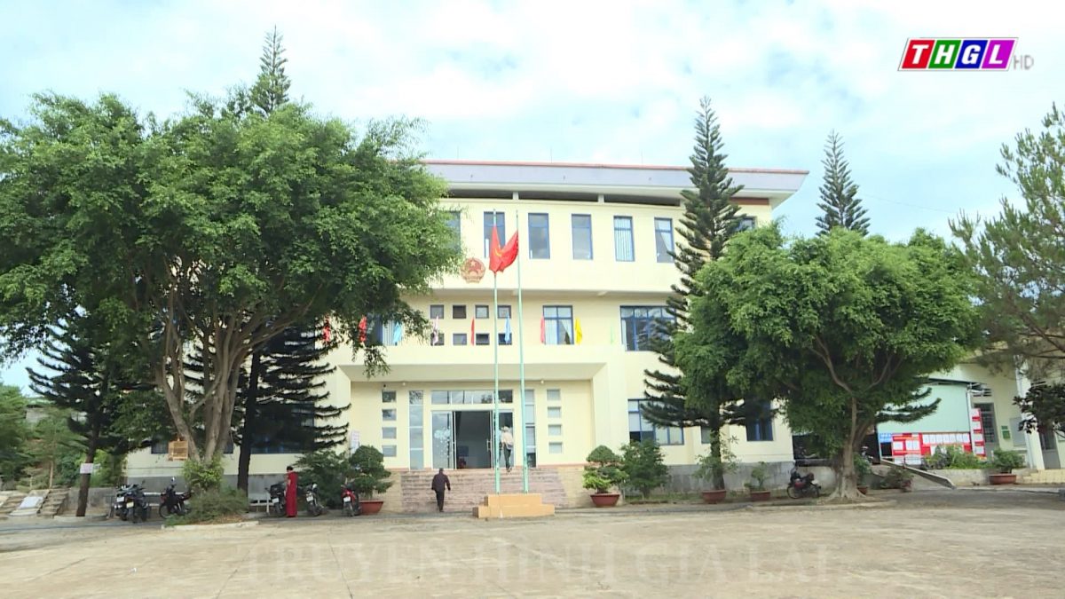 Gia Lai phấn đấu đến giữa tháng 6/2023 sẽ cài đặt hơn 684.000 tài khoản định danh điện tử VNeID cho người dân