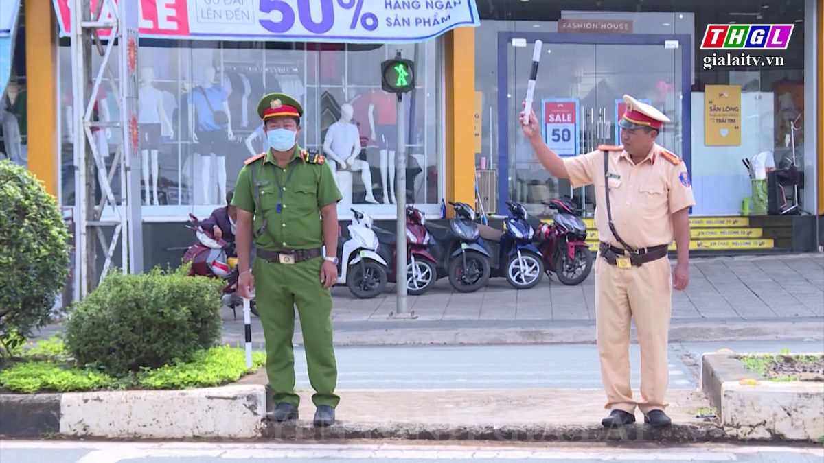 Gia Lai triển khai các giải pháp đảm bảo trật tự an toàn giao thông phục vụ Kỳ thi tốt nghiệp THPT năm 2023