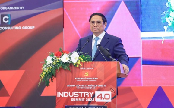 Đẩy mạnh chuyển đổi số và chuyển đổi xanh, tạo đột phá rút ngắn quá trình công nghiệp hóa, hiện đại hóa