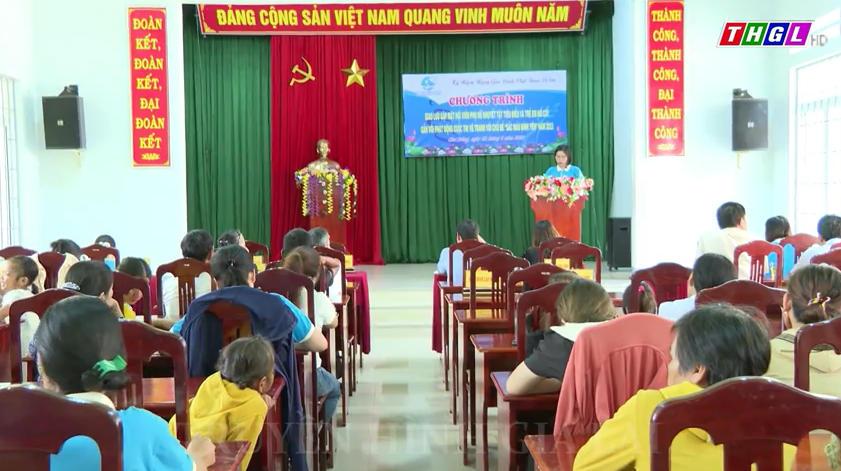 Hội Liên hiệp Phụ nữ huyện Chư Prông tổ chức Chương trình “Giao lưu, gặp mặt hội viên phụ nữ khuyết tật tiêu biểu và trẻ em mồ côi”