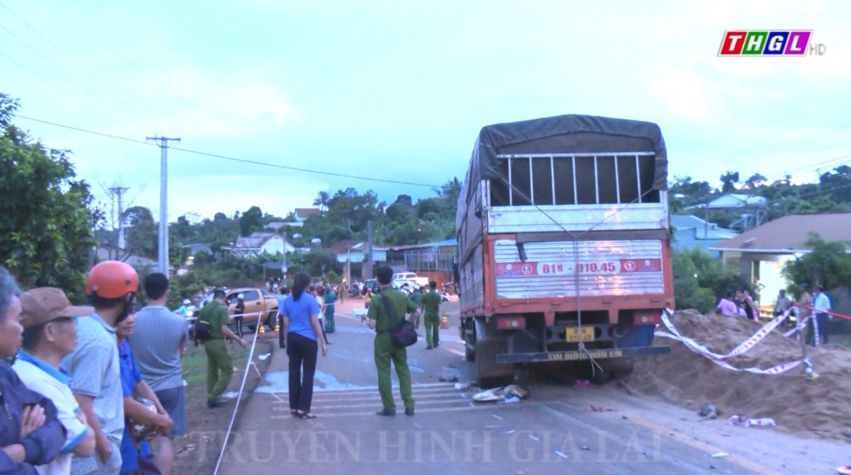 Tai nạn giao thông thảm khốc xảy ra trên Tỉnh lộ 663 khiến 3 người trong gia đình tử vong tại chỗ