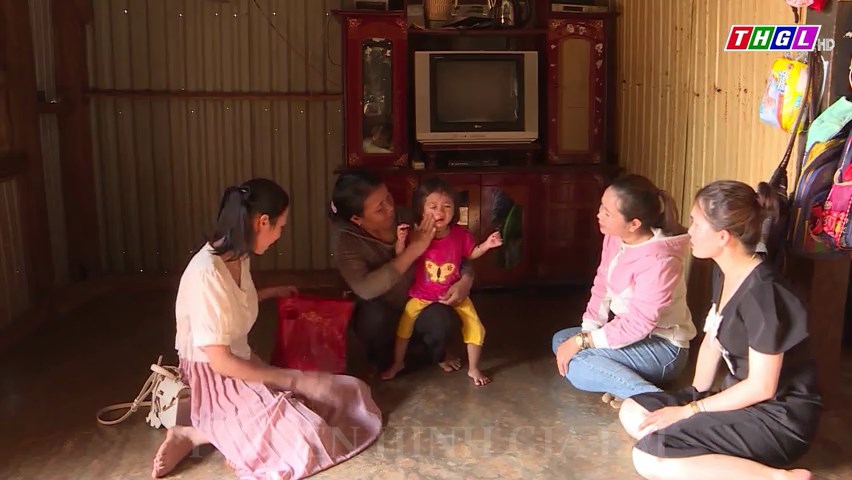 Lan tỏa tình yêu thương, sẻ chia từ Chương trình “Mẹ đỡ đầu”