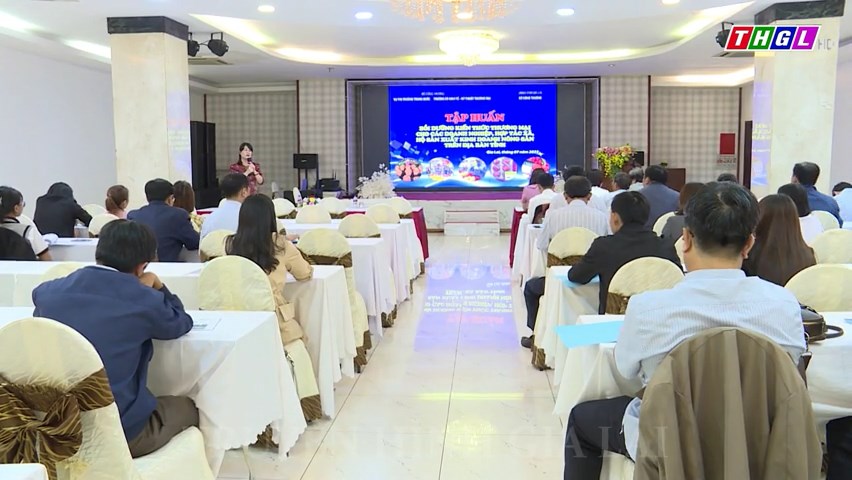 Bồi dưỡng kiến thức thương mại cho các doanh nghiệp, hợp tác xã, hộ sản xuất, kinh doanhnông sản