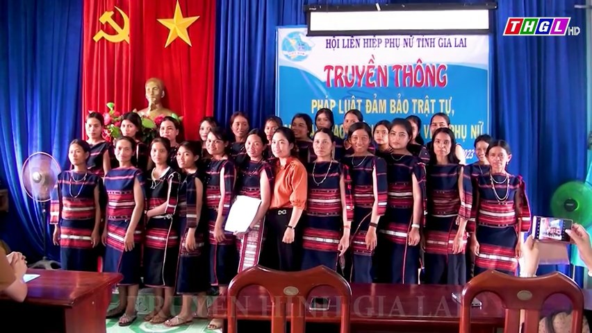 Kông Chro: 100 hội viên phụ nữ được tuyên truyền về trật tự, an toàn giao thông