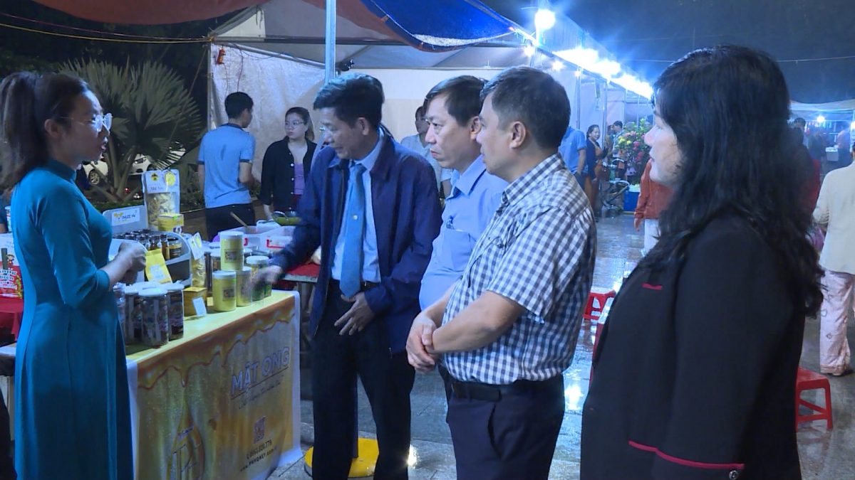 Hội Nông dân tỉnh Gia Lai tổ chức Phiên chợ nông sản tại huyện Chư Păh