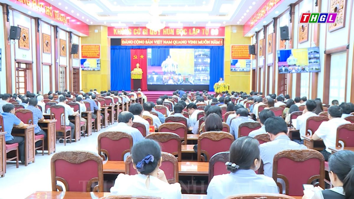 Tỉnh ủy Gia Lai tổ chức Hội nghị toàn tỉnh học tập, quán triệt các nghị quyết, quy định, kết luận của Đảng