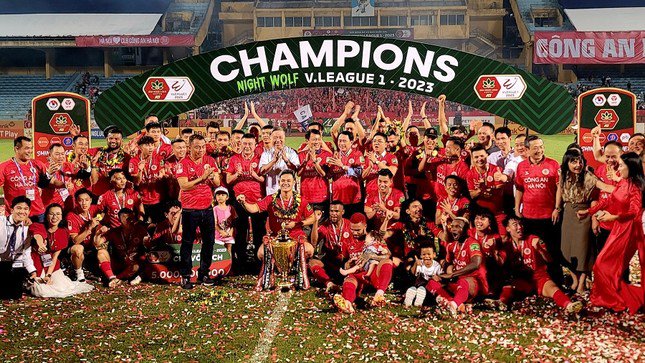 Đề cử HLV xuất sắc nhất V-League 2023: Nhà vô địch vắng bóng