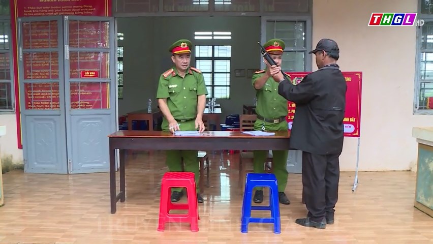 Công an tỉnh Gia Lai tổ chức Lễ phát động mở đợt cao điểm tuyên truyền, vận động toàn dân thu hồi, giao nộp và đấu tranh với tội phạm, vi phạm pháp luật về vũ khí, vật liệu nổ, công cụ hỗ trợ