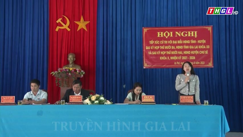 Đại biểu HĐND tỉnh và đại biểu HĐND huyện Chư Sê tiếp xúc cử tri tại Chư Sê