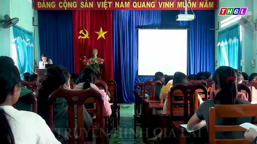 Kông Chro: 140 học viên tham gia tập huấn các nội dung của Dự án 8