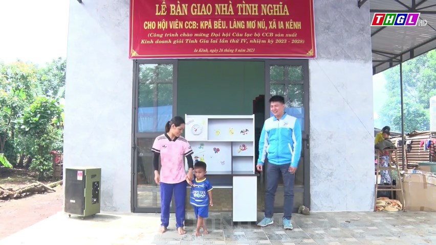 Bàn giao nhà tình nghĩa cho hội viên cựu chiến binh tại xã Ia Kênh, TP. Pleiku