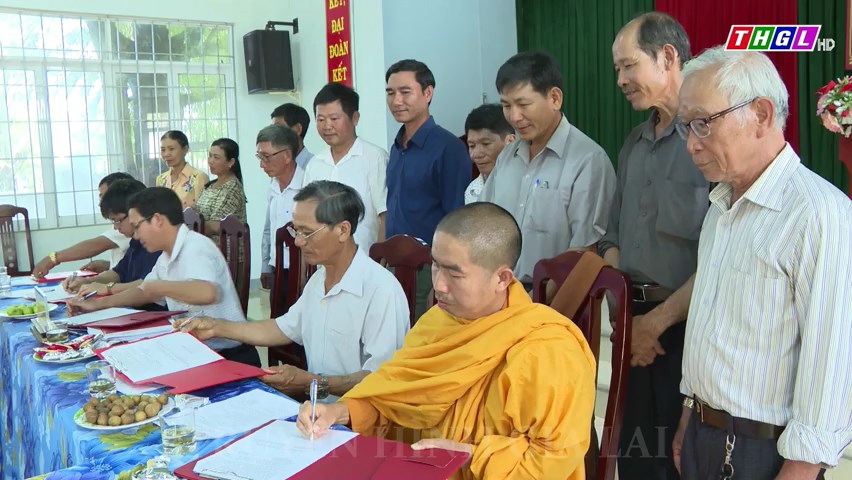 Chư Prông ký kết Chương trình phối hợp với các tôn giáo tham gia bảo vệ môi trường và ứng phó với biến đổi khí hậu giai đoạn