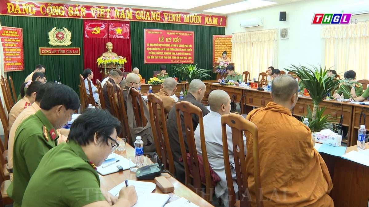 Công an tỉnh Gia Lai và Giáo hội Phật giáo Việt Nam tỉnh ký kết  kế hoạch phối hợp bảo đảm trật tự, an toàn giao thông